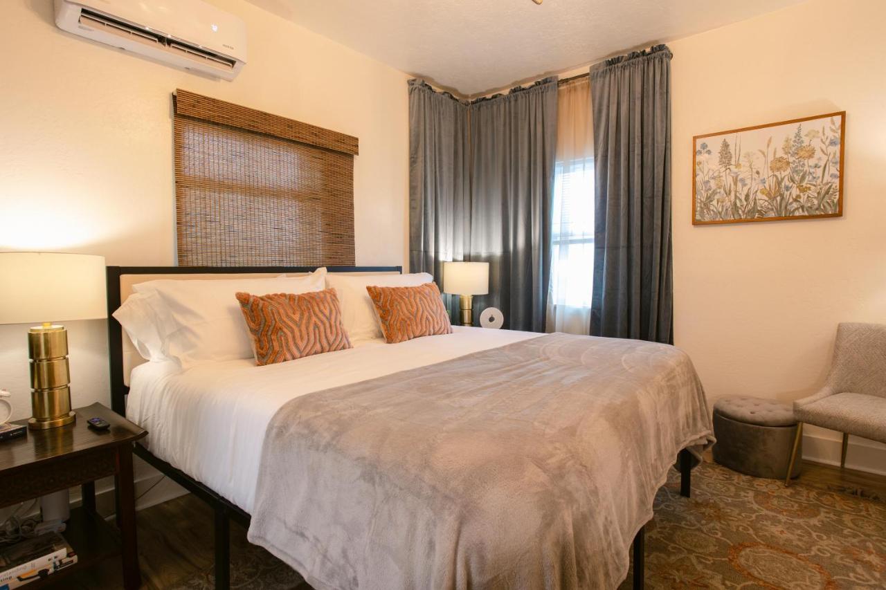 Oakdale Suites - Master Property Medford Kültér fotó