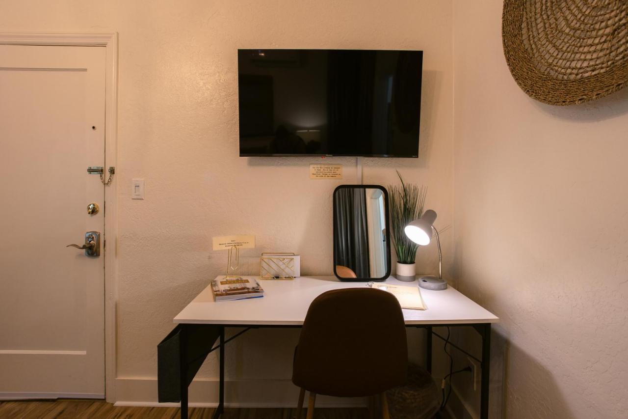 Oakdale Suites - Master Property Medford Kültér fotó